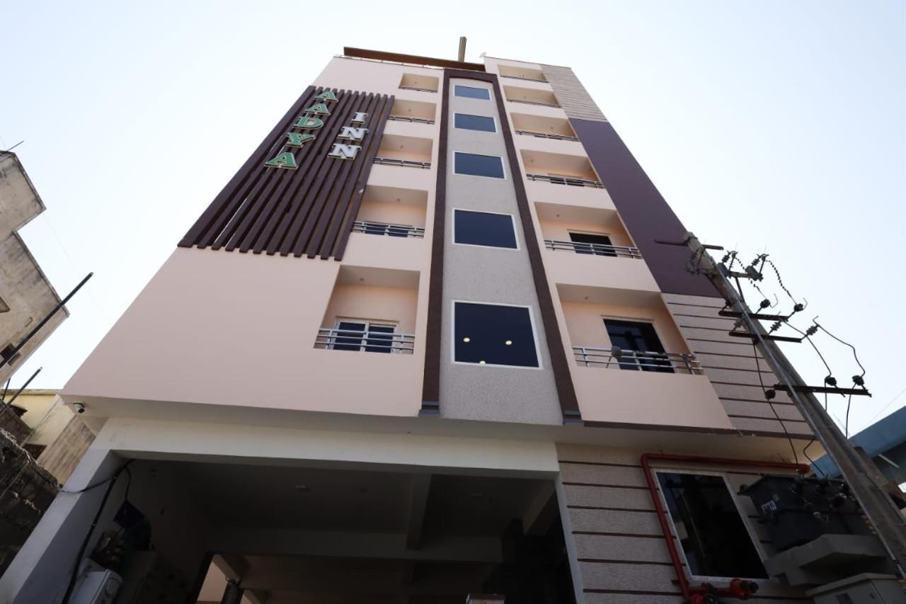Aadya Inn New Luxury Hotel Tirupati Extérieur photo