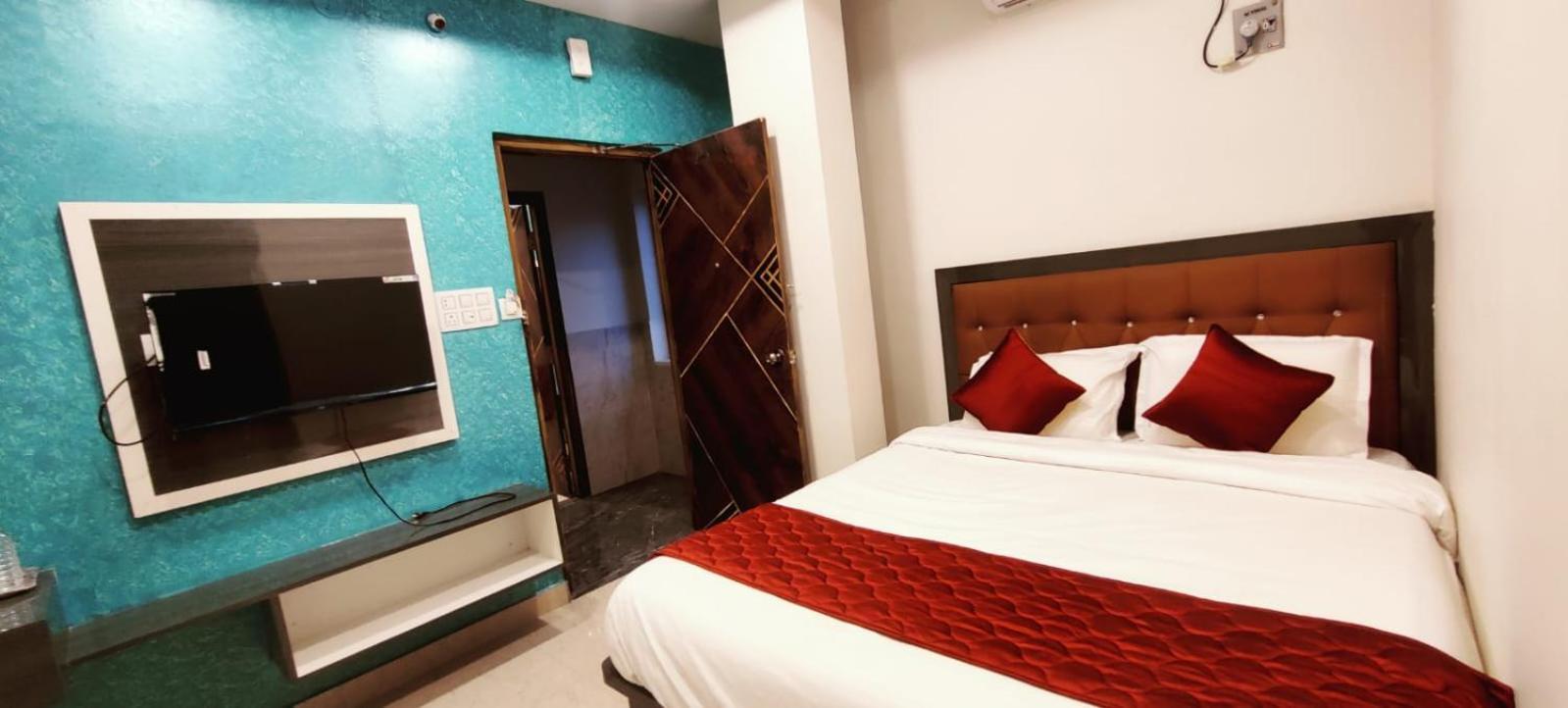Aadya Inn New Luxury Hotel Tirupati Extérieur photo